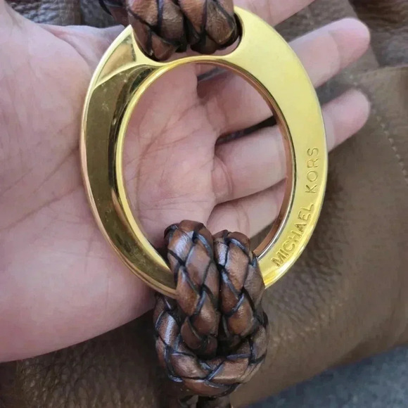 Michael Kors Skorpios Drawstrings Women Bag Brown - Picture 9 of 10